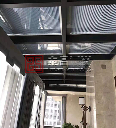 ���b����