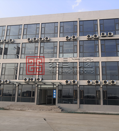 ���̰���