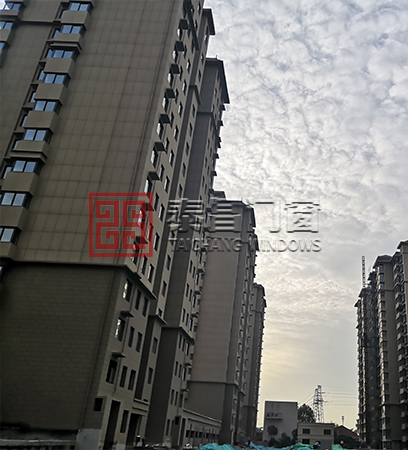 ���̰���